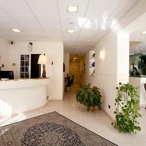 hotel-il-gatto.hotelitalianriviera.com/