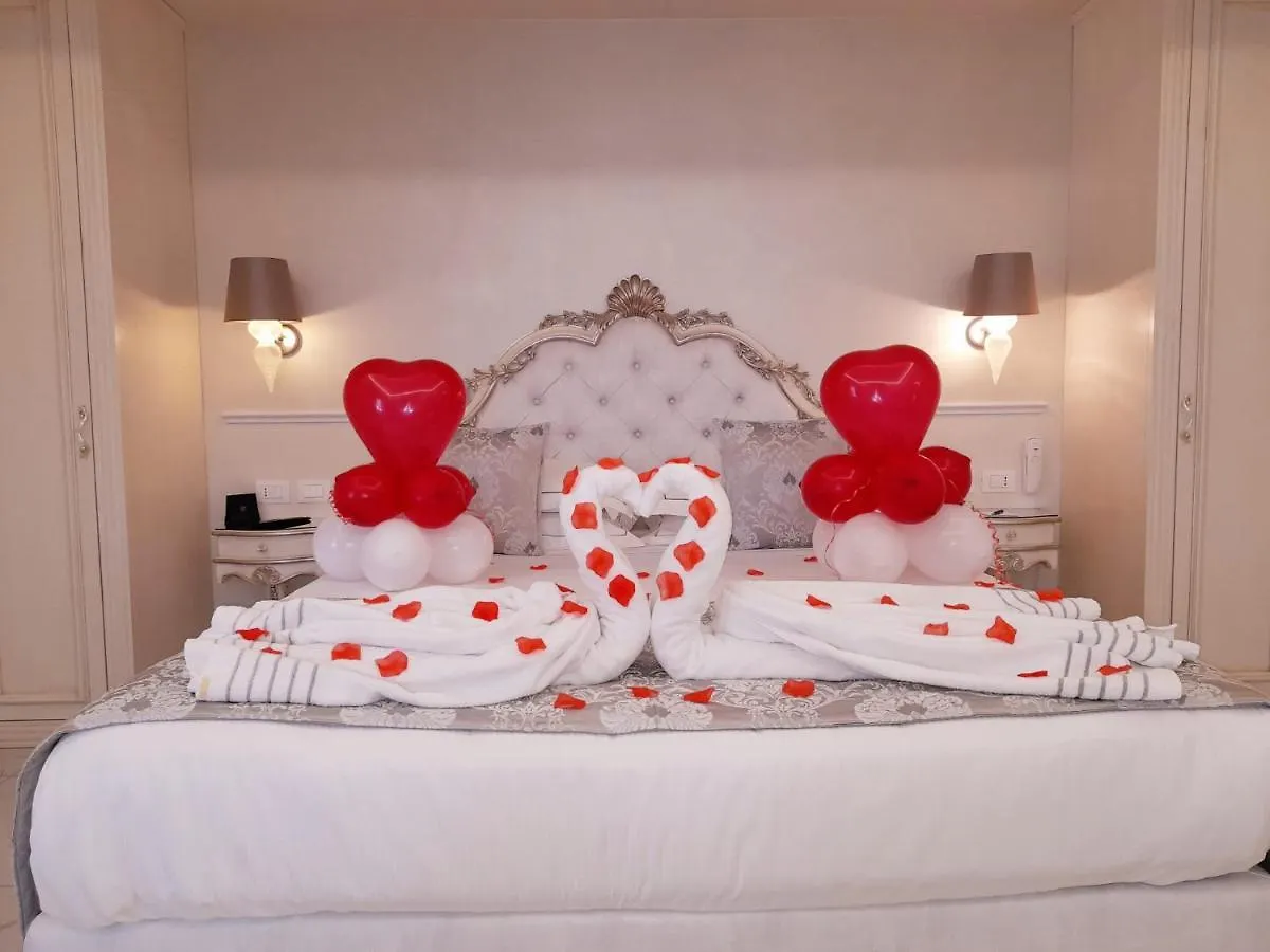 ****  The Moon Boutique Hotel & Spa Florence Italy