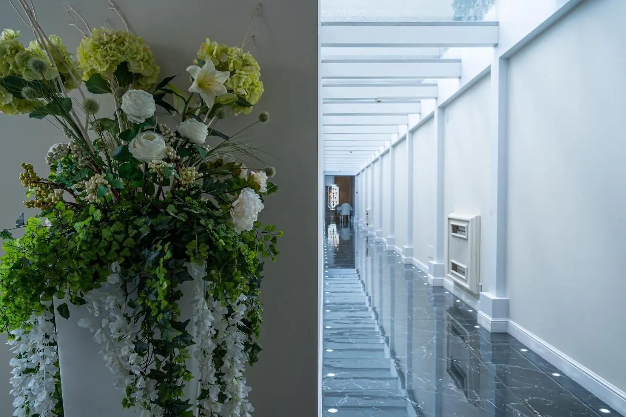The Moon Boutique Hotel & Spa Florence 4*,  Italy