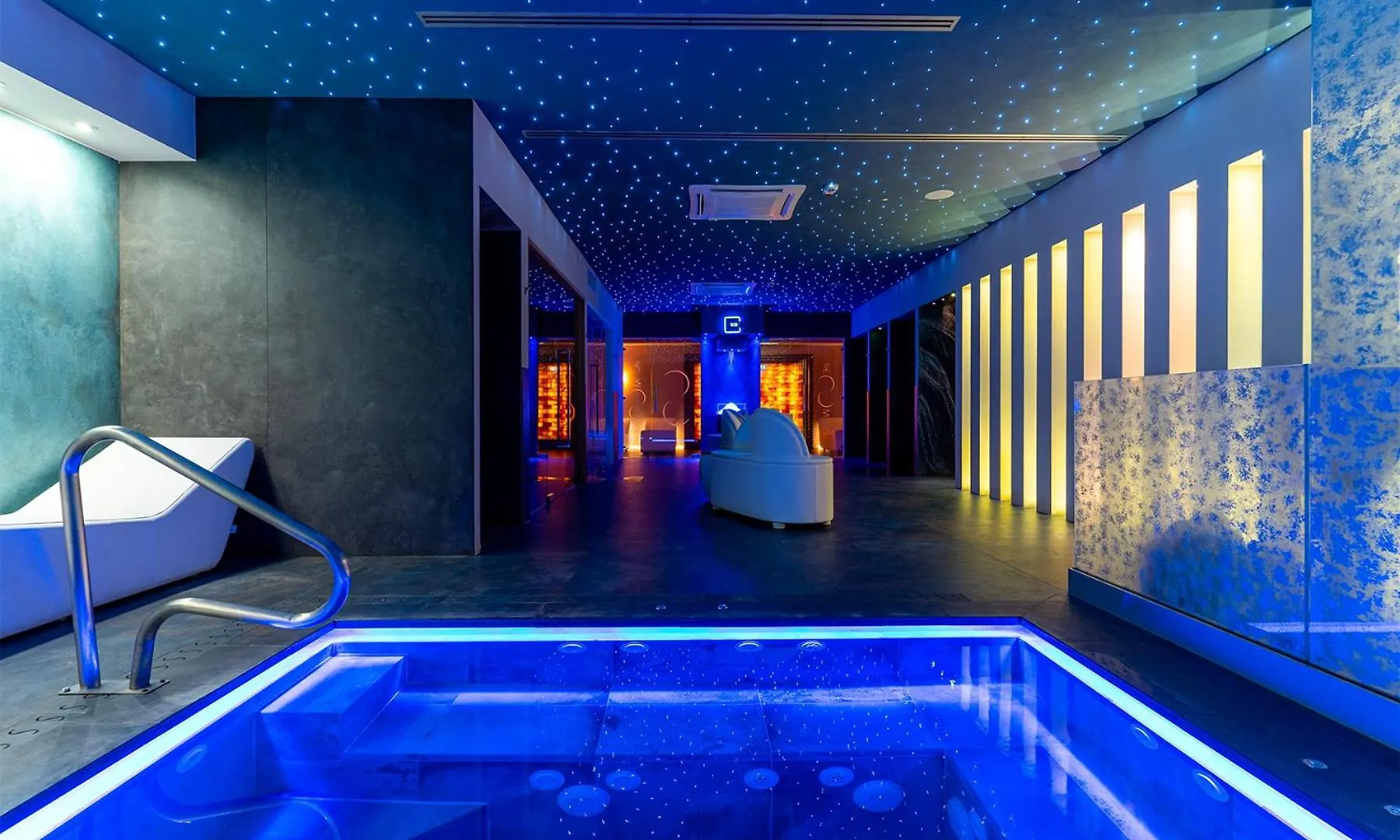 The Moon Boutique Hotel & Spa Florence 4*,  Italy